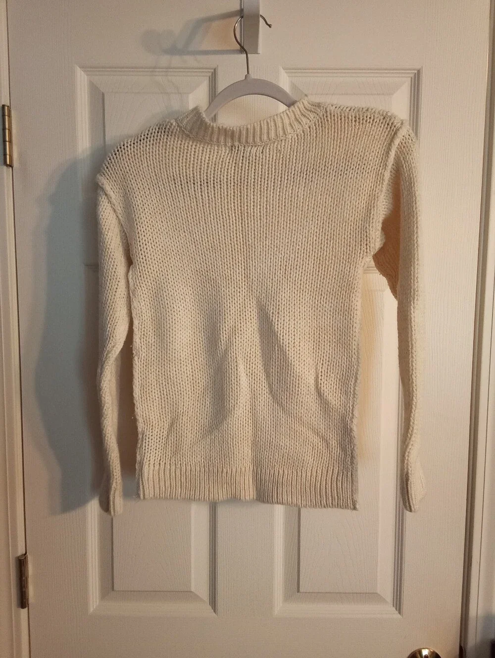 Jones New York Kids Cream Crewneck Sweater with Heart Detail Girls Size 14